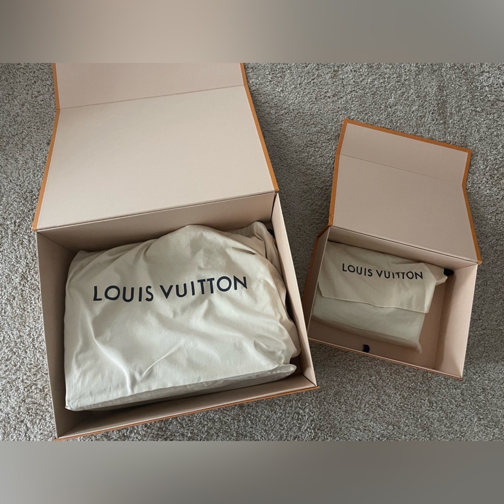 1854 LV TOTE with LV make up bag